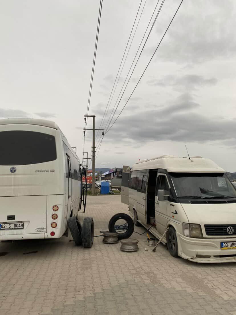 Otobüs ve Minibüs Yol Kenarı Servis